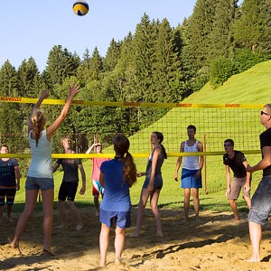 Beachvolleyball, Spaß für Jung und Alt.